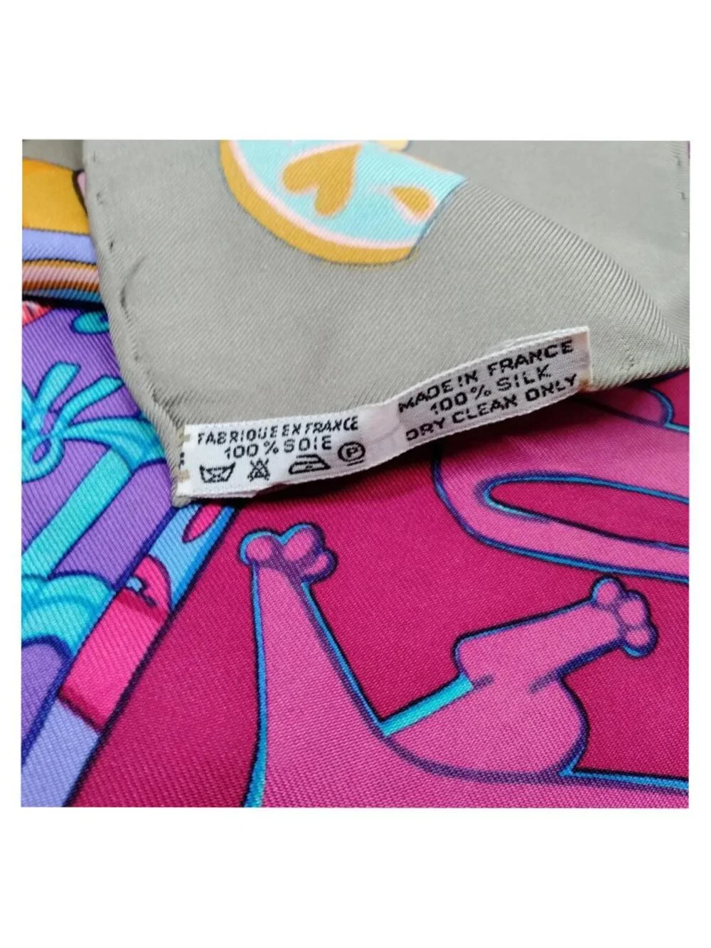 Hermès Paris Les Bannières Silk Scarf 90 Carré Purple Pink Blue Authentic